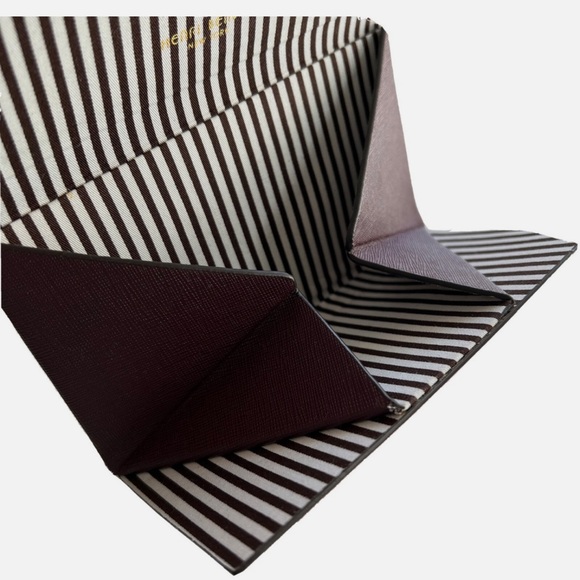 HENRI BENDEL ⭐️ saffiano leather foldable sunglasses  case - Picture 3 of 10